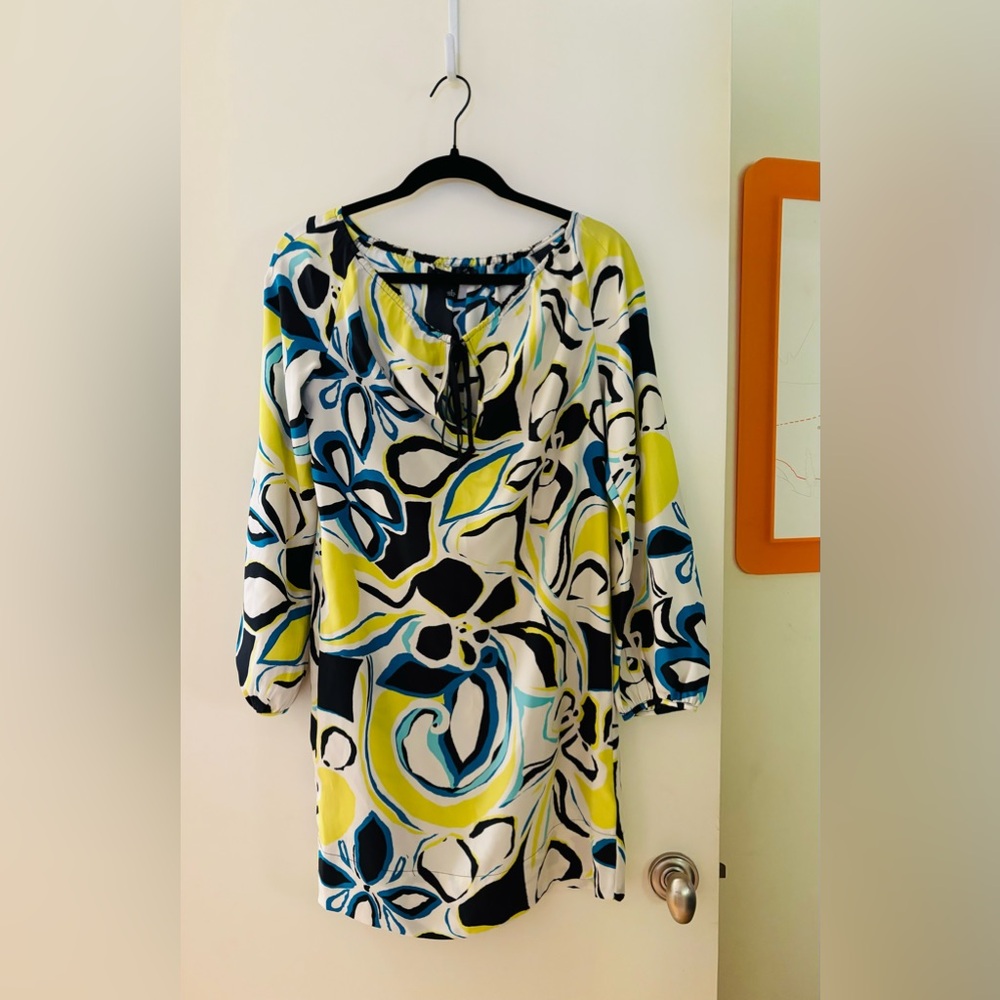 Banana Republic Silk dress with adjustable neckline. Size S